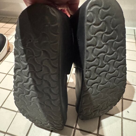 Birkenstock London Shoe - Black Oiled Leather (CLOSED SHOE) - Picture 4 of 4